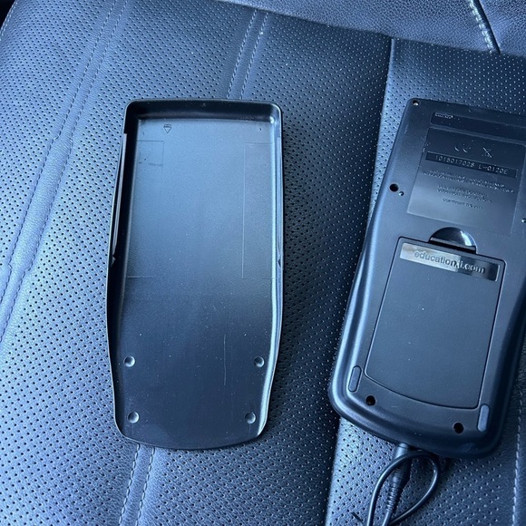 Texas Instruments Graphing Calculator - Black and Blue - Picture 5 of 7